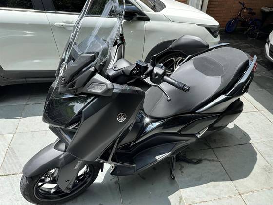 YAMAHA XMAX 250 CONNECTED ABS YAMAHA XMAX 250 CONNECTED ABS